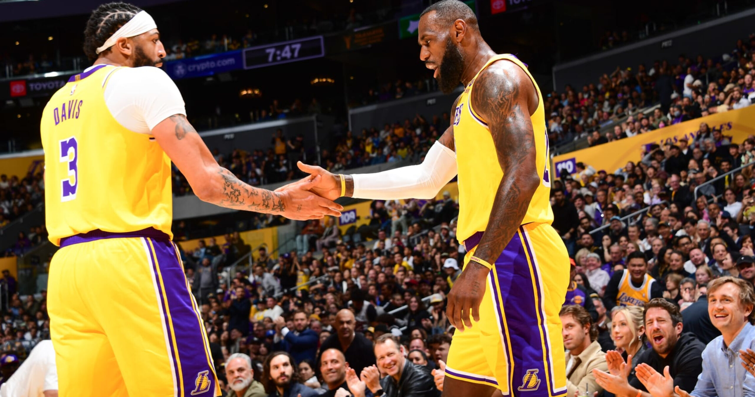 LeBron James, Anthony Davis Wow Fans as Lakers Jump Warriors in NBA Playoff Standings | News, Scores, Highlights, Stats, and Rumors