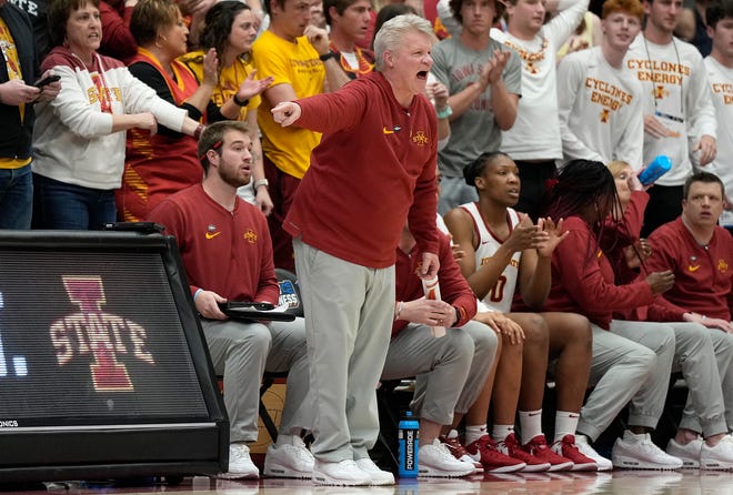 Iowa State coach Bill Fennelly picked up a commitment from guard Freya Jensen.