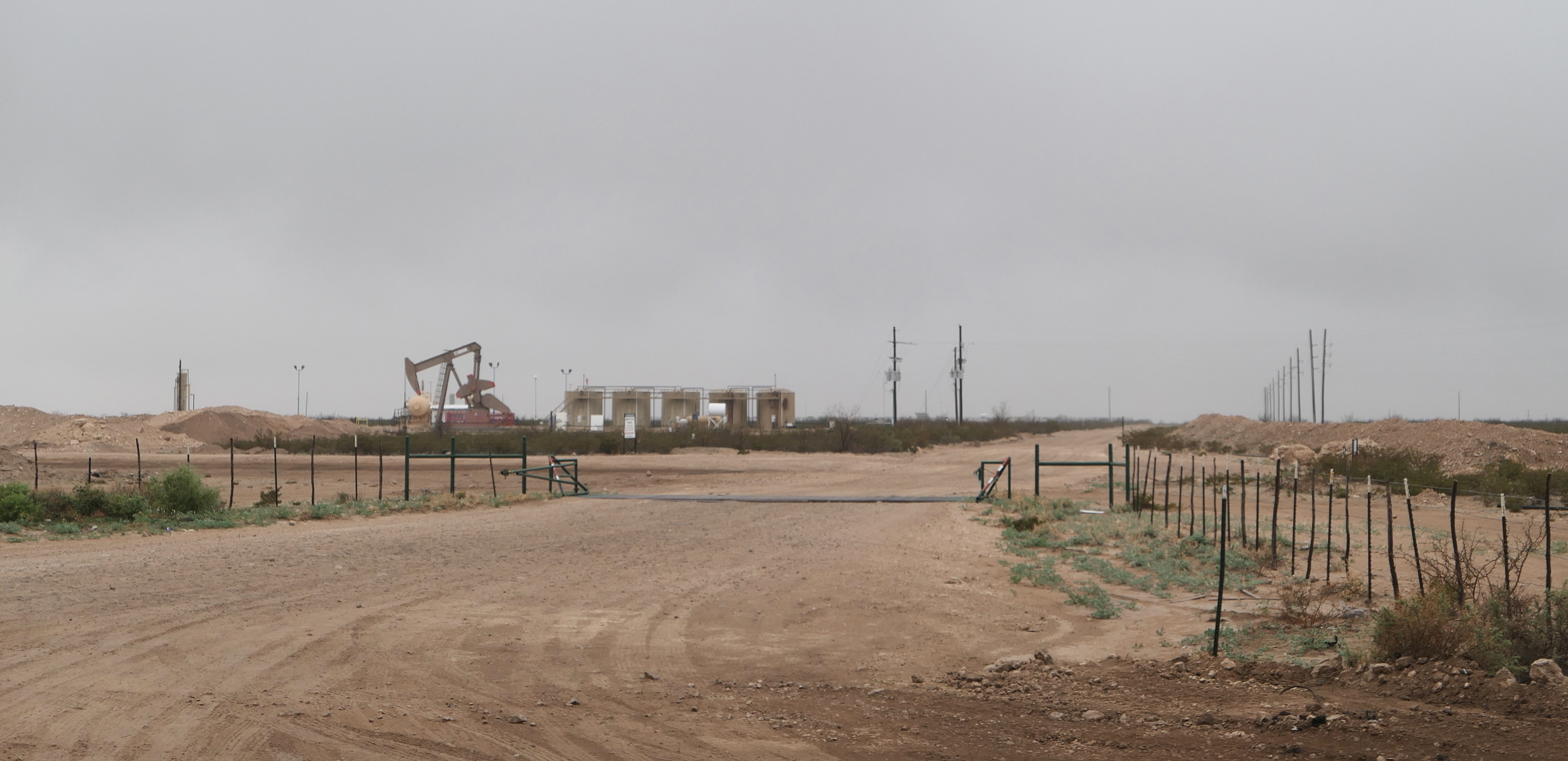 Drilling activity has encroached on the town of Pecos, Texas. These sites are near a residential neighborhood. Credit: Martha Pskowski/Inside Climate News