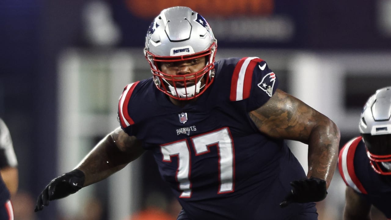 Bengals sign OT Trent Brown to one-year contract