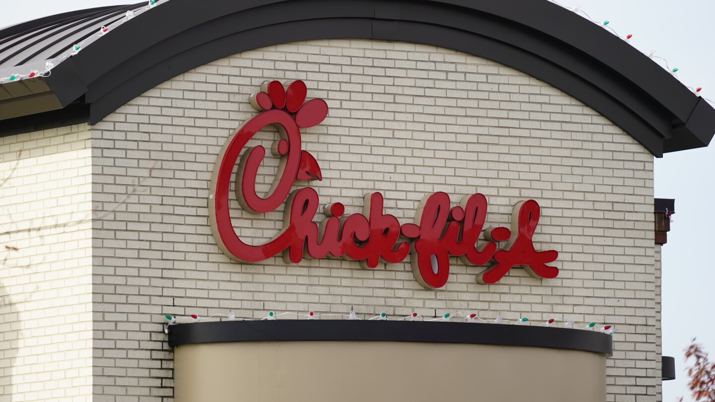 Chick-Fil-A backtracks from its no-antibiotics-in-chicken pledge