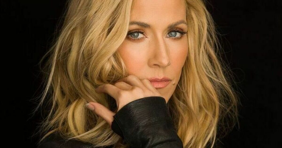 Sheryl Crow changed her mind about releasing a new album. The change did her good
