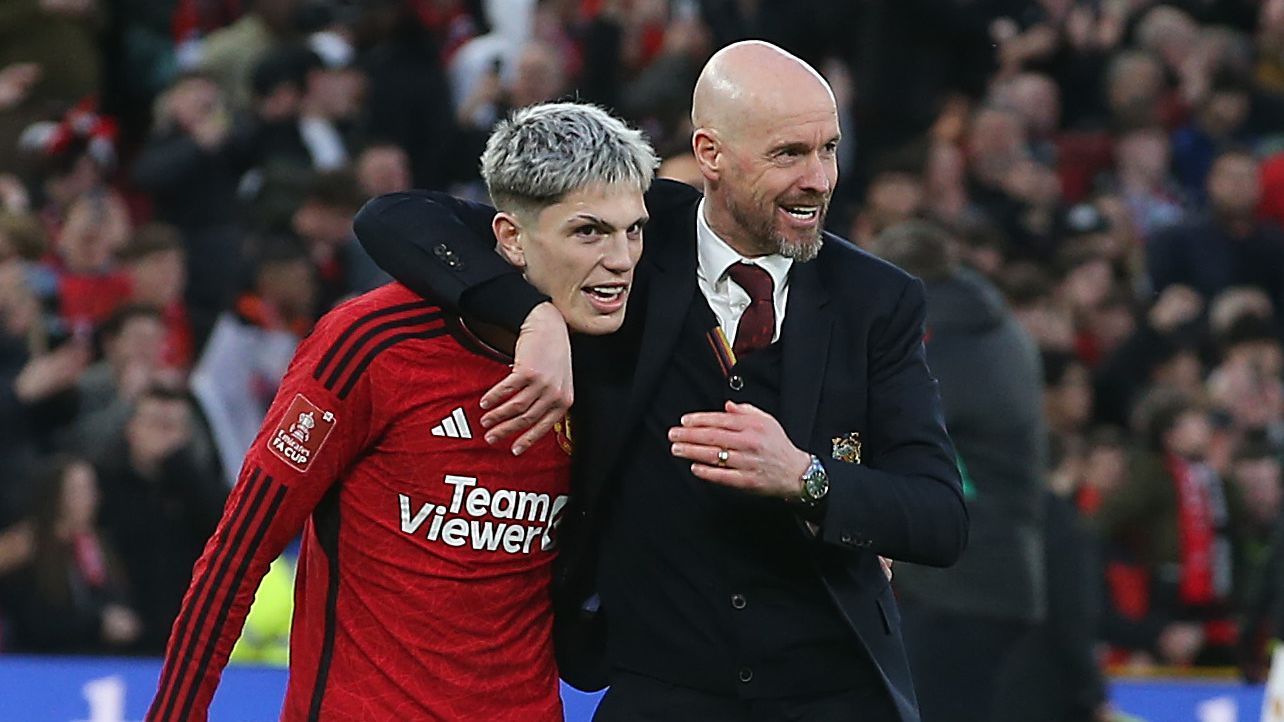 Ten Hag's bold moves pay off in Man United win vs. Liverpool