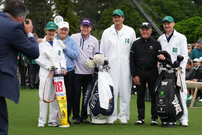 Jack Nicklaus poses for a photograph alongside Tom Watson and Gary Player before the first round of the Masters Tournament after the 2024 ceremonial tee shot. (Photo: Kyle Terada-USA TODAY Sports)