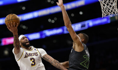 Lakers star Anthony Davis leaves loss to Timberwolves early with eye injury after taking shot to face