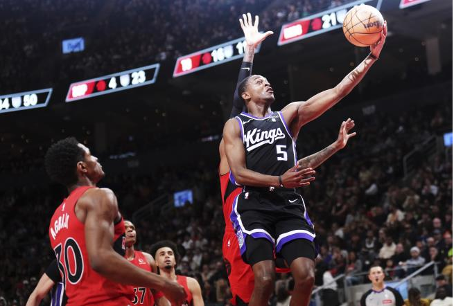 McCollum, Williamson score 31 apiece, Pelicans complete five-game sweep of Kings with 135-123 win