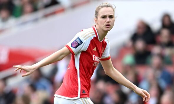 Arsenal's Miedema set for Man City after summer exit - sources