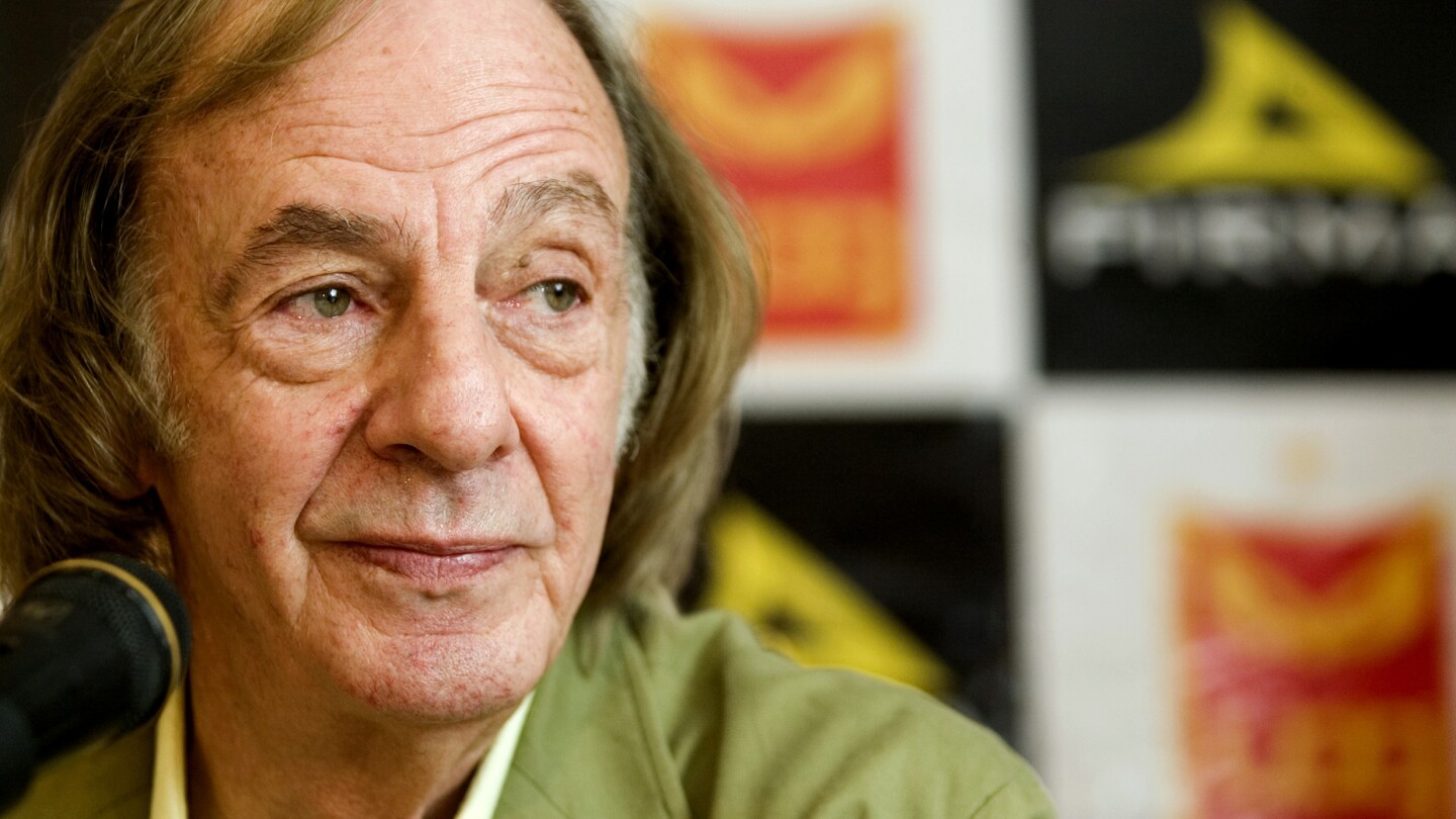 César Luis Menotti, coach who led Argentina to its first World Cup title, dies at 85