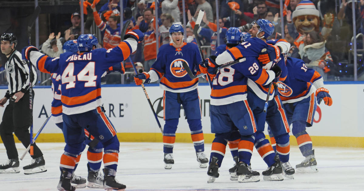 How to watch the New York Islanders vs. Carolina Hurricanes NHL Playoffs game tonight: Game 5 livestream options, more