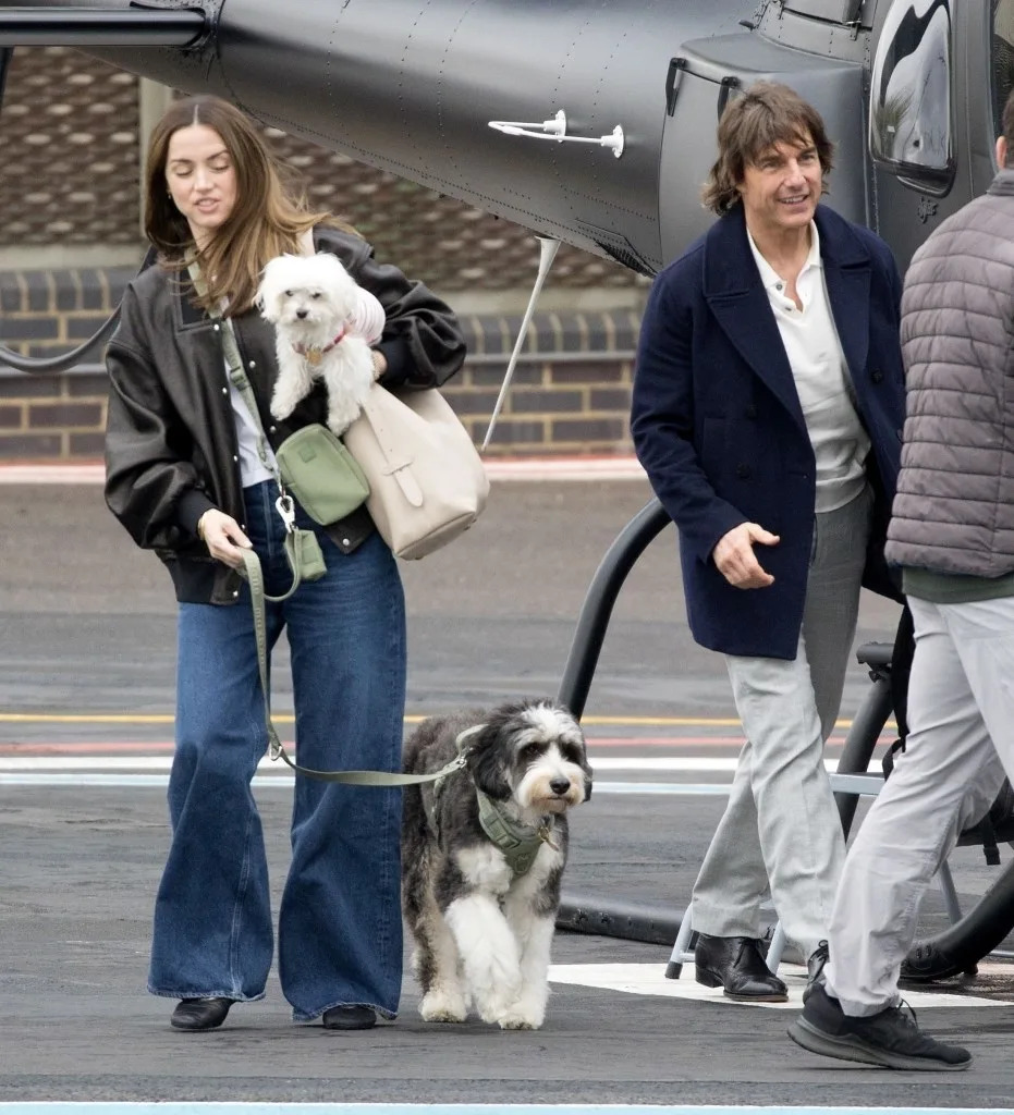 The duo took several trips to London together, including for the “Blonde” star’s 37th birthday in May. BACKGRID