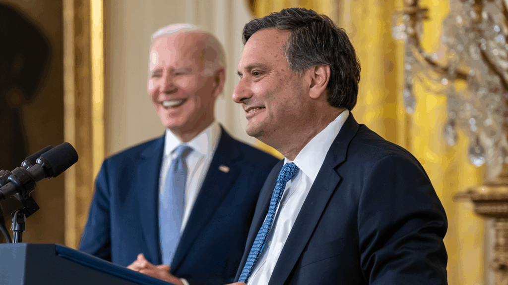 Ex-Biden chief of staff Ron Klain cooperating in mental health probe: Lawmakers