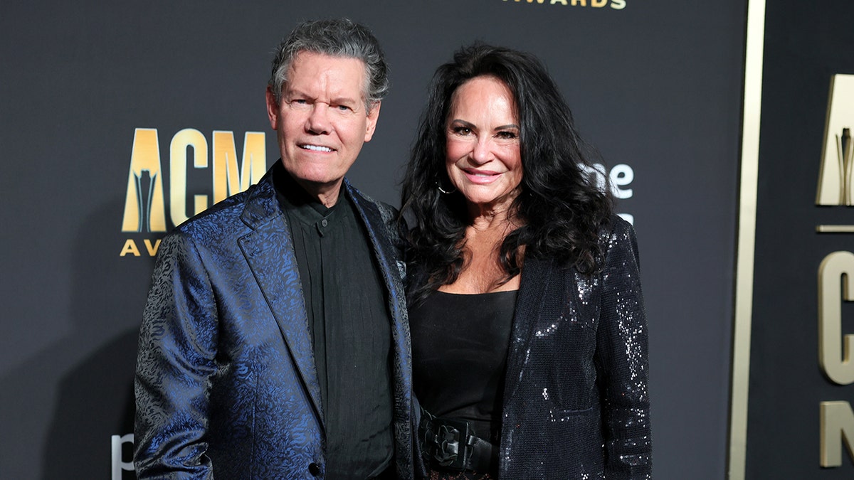 Randy Travis and his wife Mary Travis red carpet