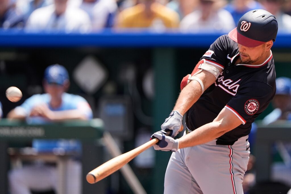 Red Sox expected to be in mix for ex-Gold Glove first baseman released by Nationals