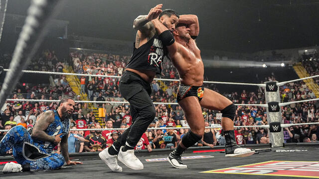 WWE Photo