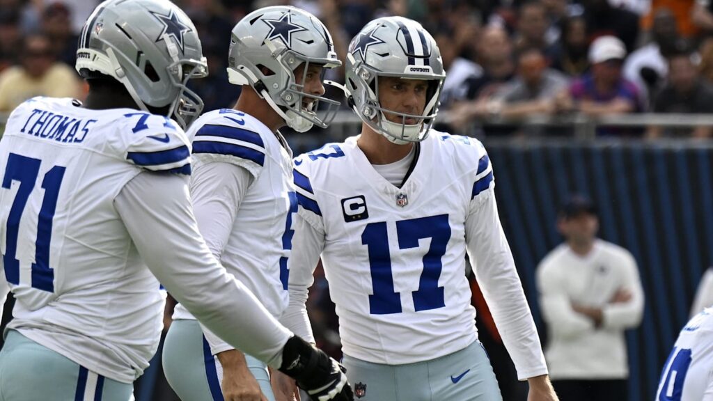 Jerry Jones warned about playing games with Brandon Aubrey's money by Packers great