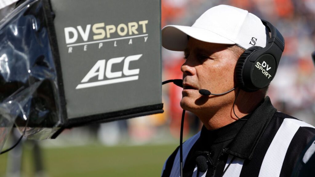 Sources - ACC ref quits over handling of UConn-Syracuse review